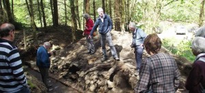 Reading the Past volunteers at Dukesfield May 2014 Pete describing the leat cmp